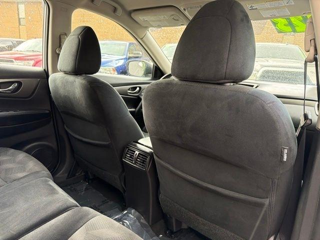 Nissan Rogue  2015