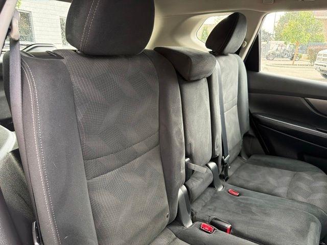 Nissan Rogue  2015