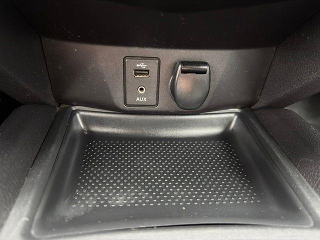 Nissan Rogue  2015