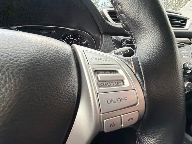 Nissan Rogue  2015