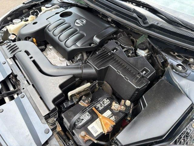 Nissan Altima  2008