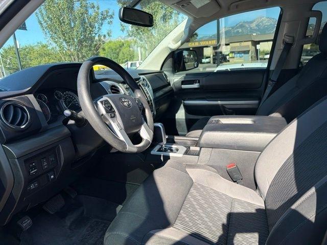Toyota Tundra 4WD Truck  2016