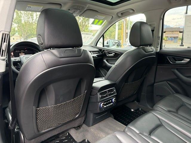 Audi Q7  2017
