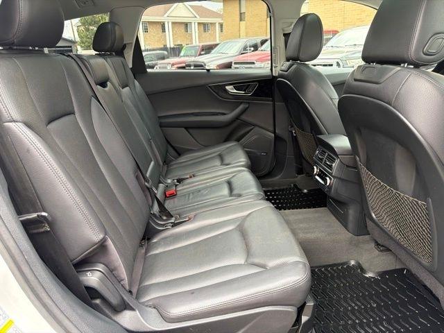 Audi Q7  2017
