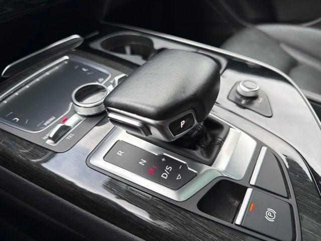 Audi Q7  2017
