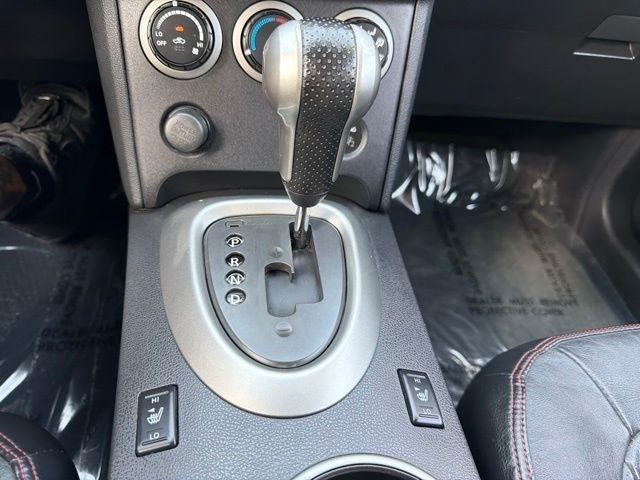 Nissan Rogue  2009