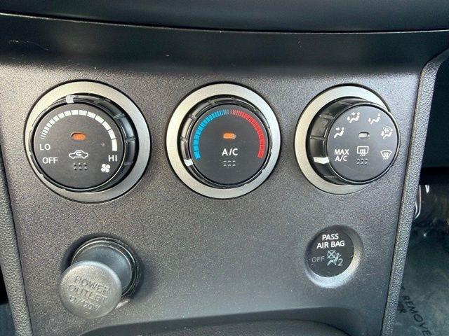 Nissan Rogue  2009