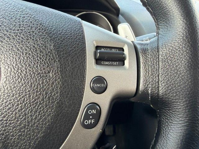 Nissan Rogue  2009