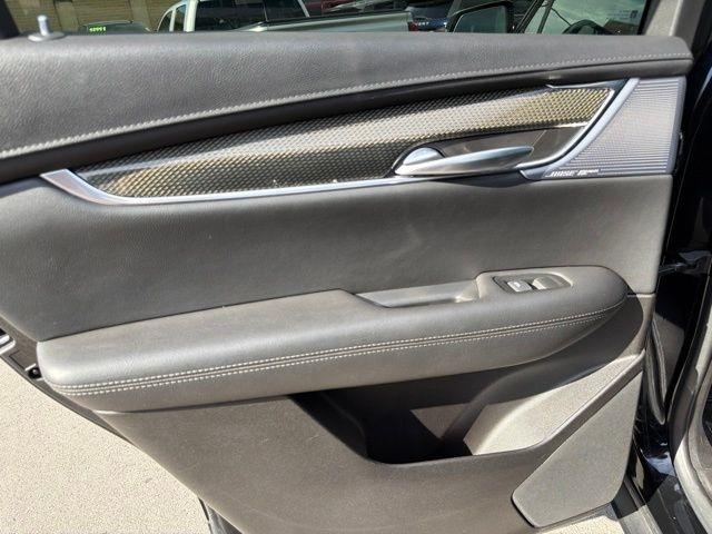 Cadillac XT5  2022