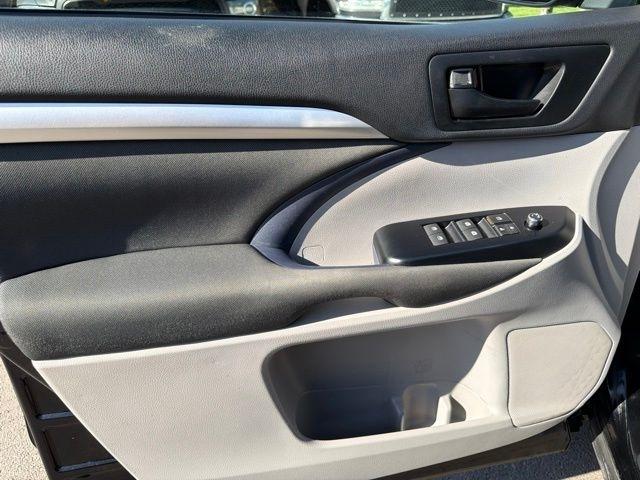 Toyota Highlander  2018