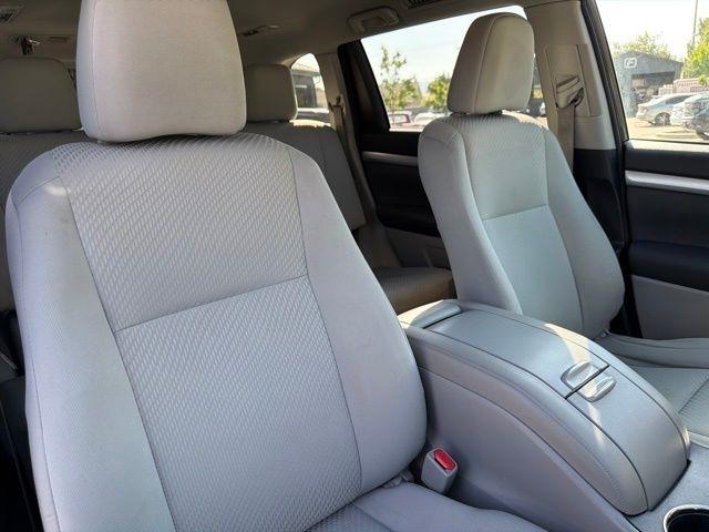 Toyota Highlander  2018