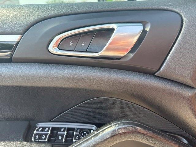 Porsche Cayenne  2017