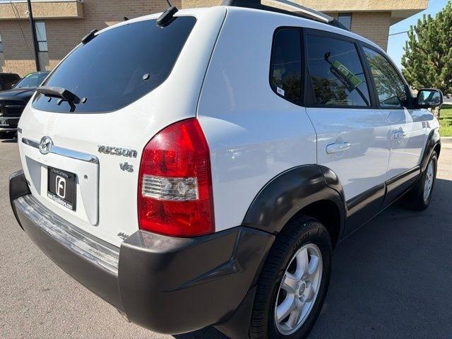 Hyundai Tucson  2005