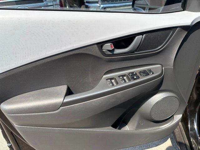 Hyundai Kona  2021