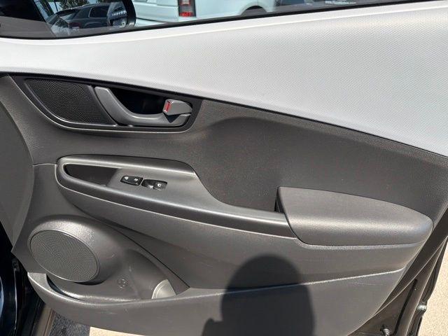 Hyundai Kona  2021