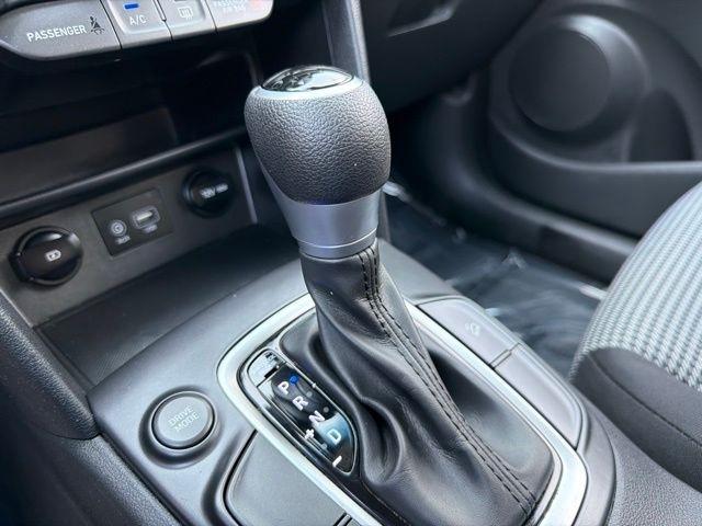 Hyundai Kona  2021
