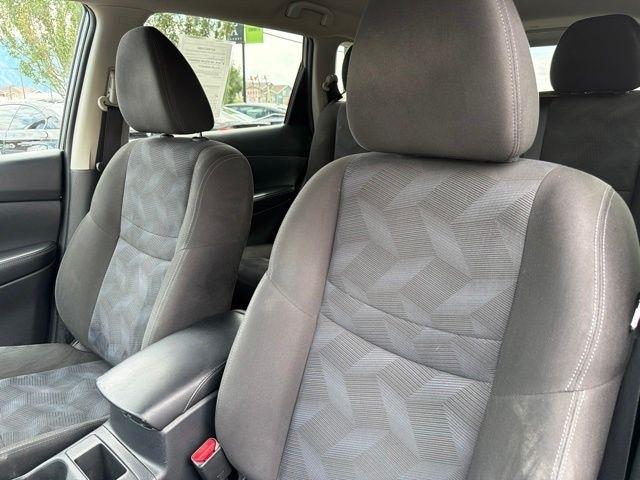Nissan Rogue  2015