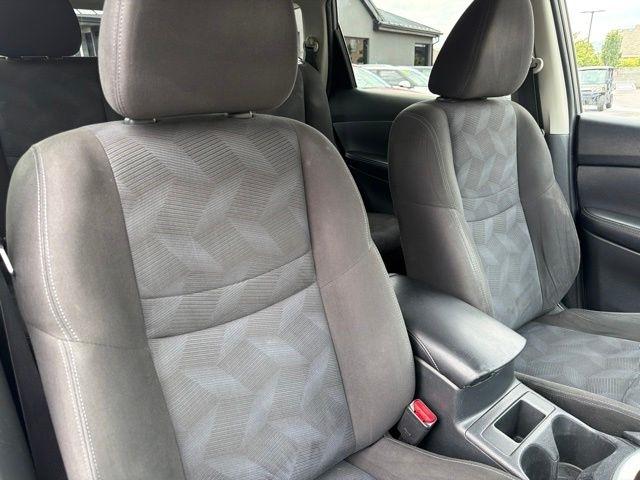 Nissan Rogue  2015