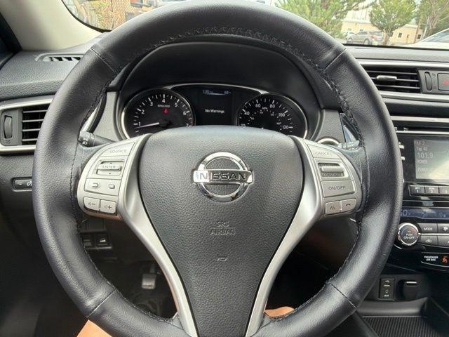 Nissan Rogue  2015