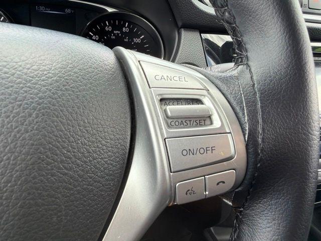 Nissan Rogue  2015