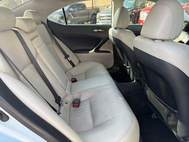 Lexus IS 350  2011