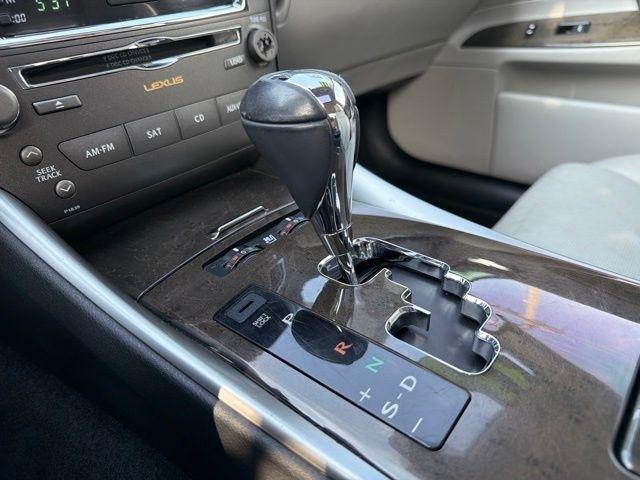 Lexus IS 350  2011