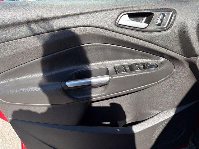 Ford Escape  2015