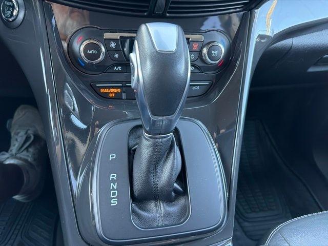 Ford Escape  2015