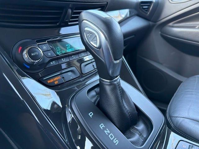 Ford Escape  2015