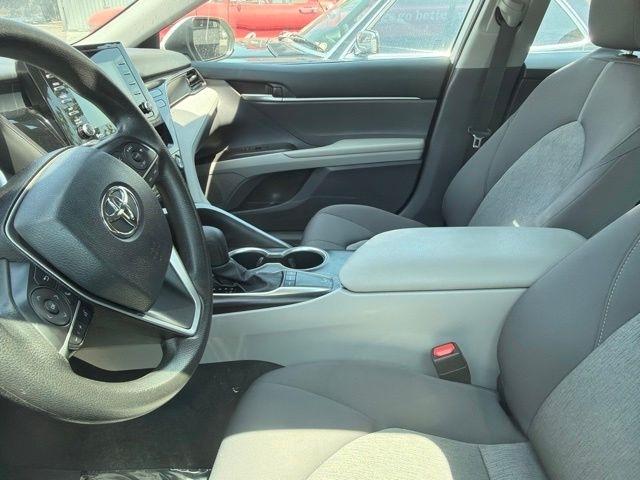 Toyota Camry  2023