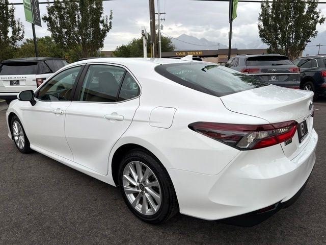 Toyota Camry  2023