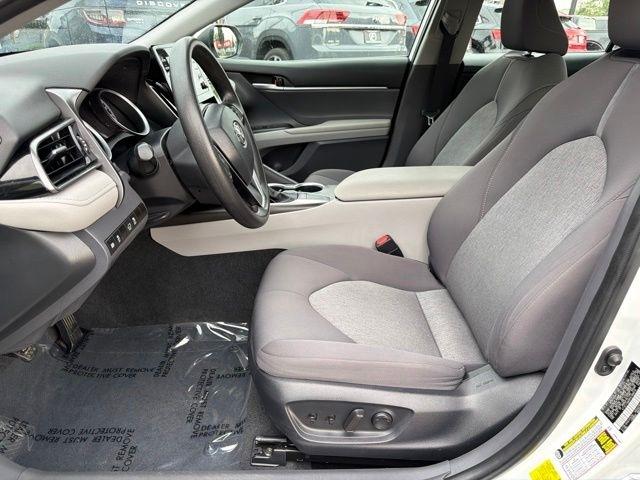 Toyota Camry  2023