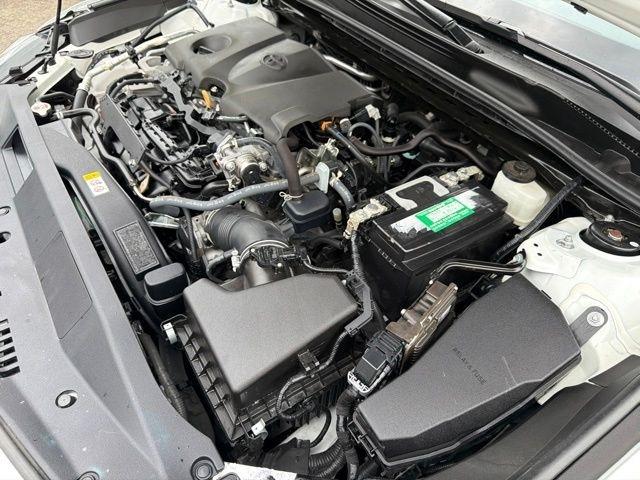 Toyota Camry  2023