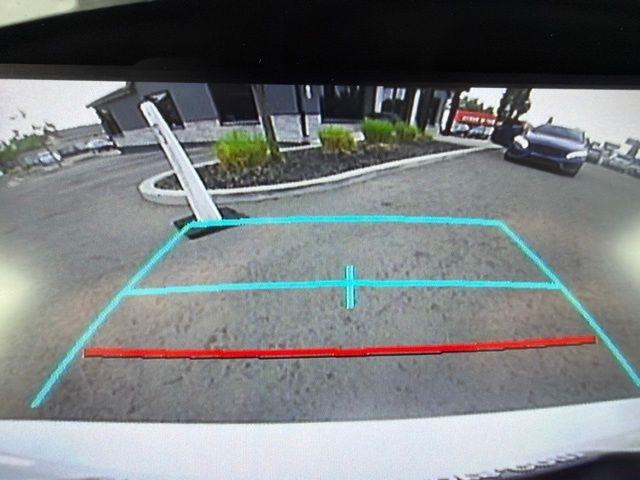 Toyota Camry  2023