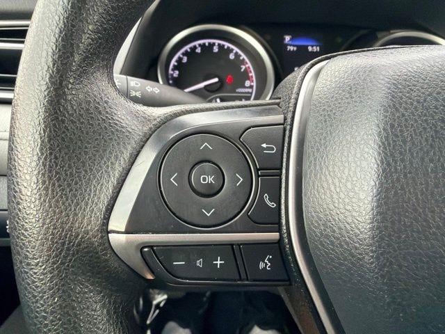 Toyota Camry  2023
