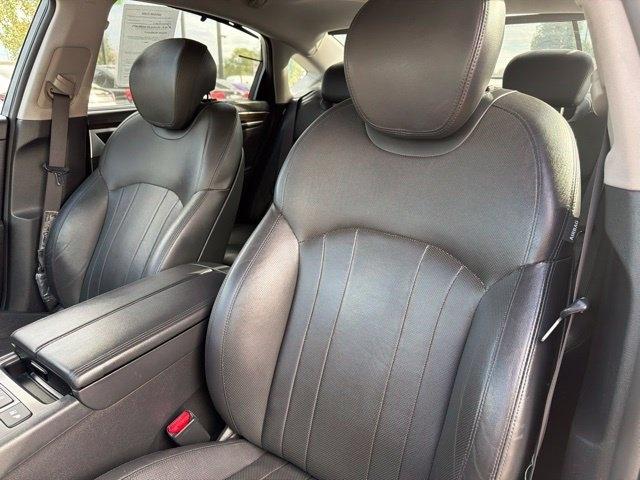 Genesis G80  2017