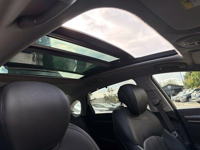 Genesis G80  2017