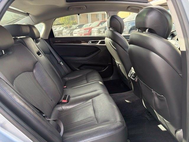 Genesis G80  2017