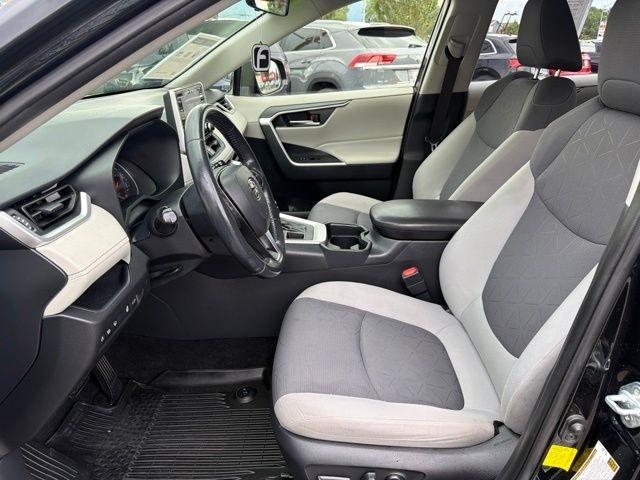 Toyota RAV4  2019