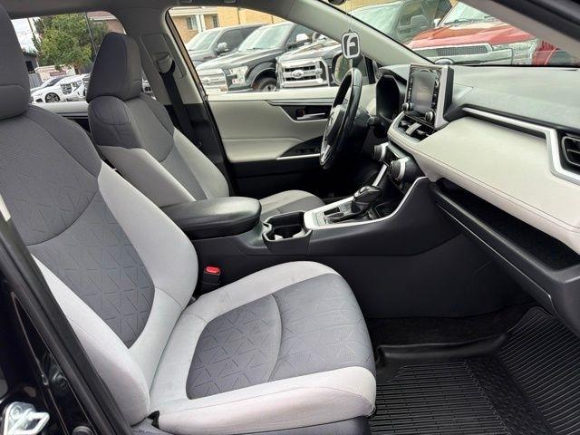 Toyota RAV4  2019