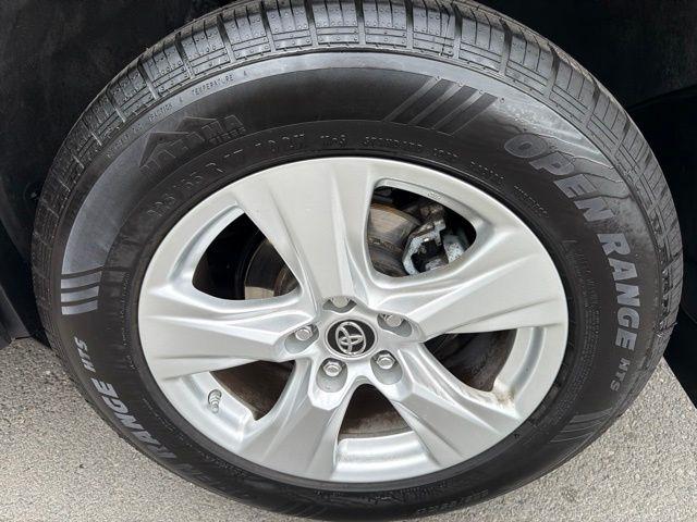 Toyota RAV4  2019