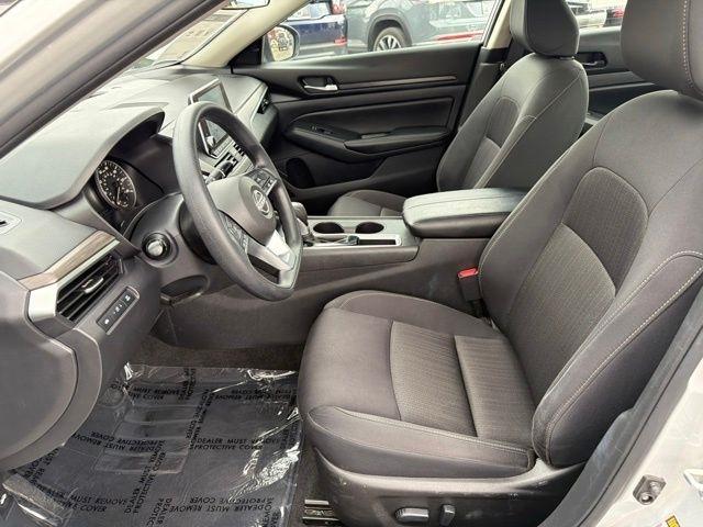 Nissan Altima  2025