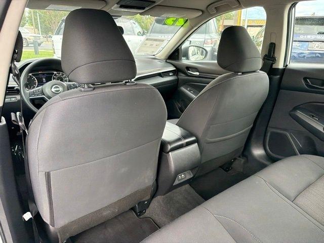 Nissan Altima  2025