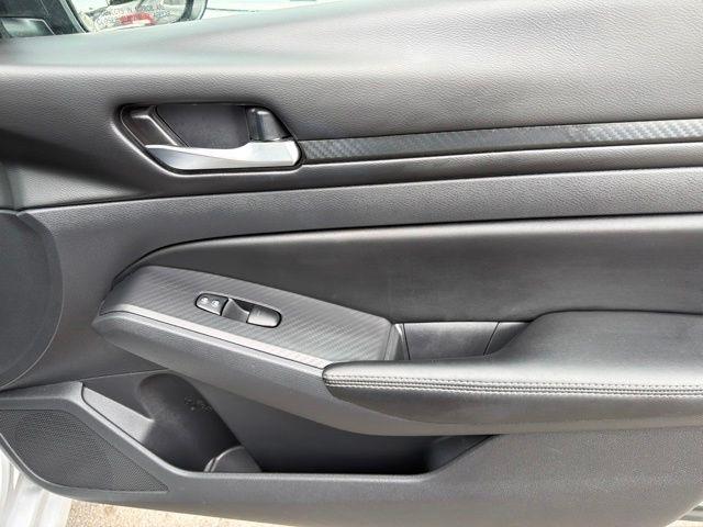 Nissan Altima  2025