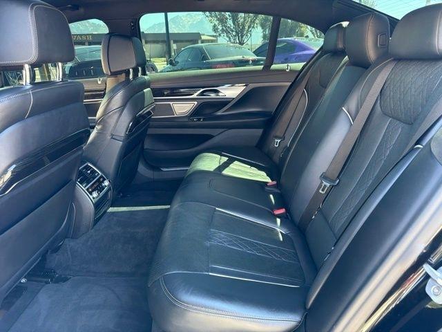 BMW 7 Series  2019