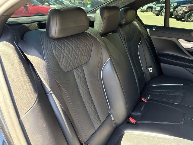 BMW 7 Series  2019
