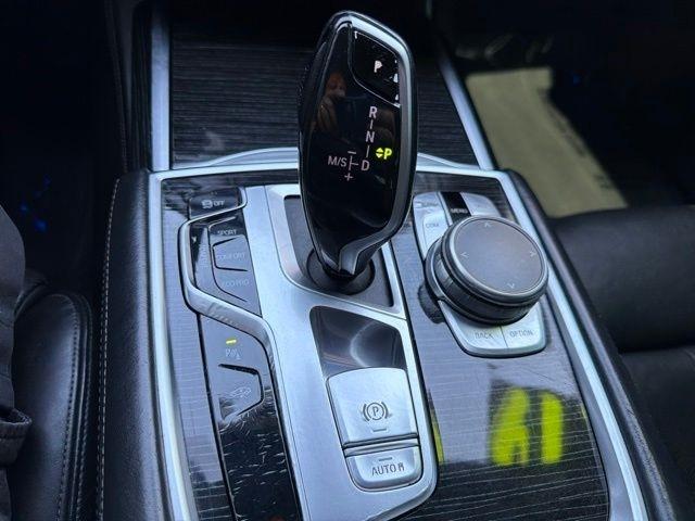 BMW 7 Series  2019