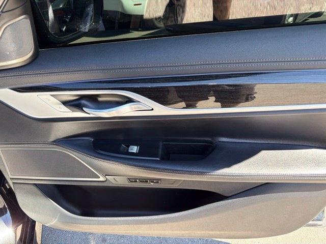 BMW 7 Series  2019