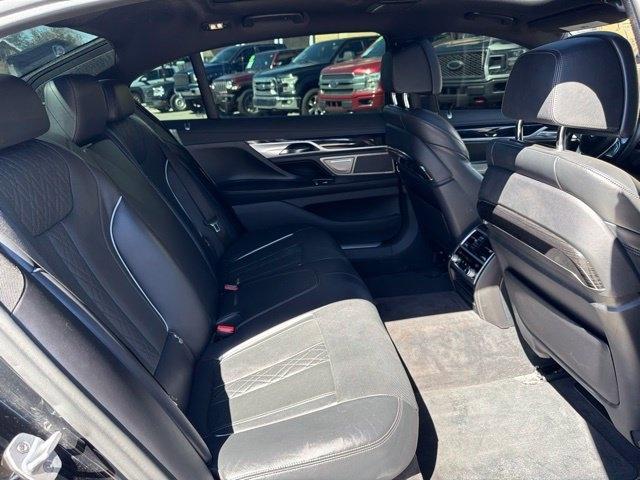 BMW 7 Series  2019