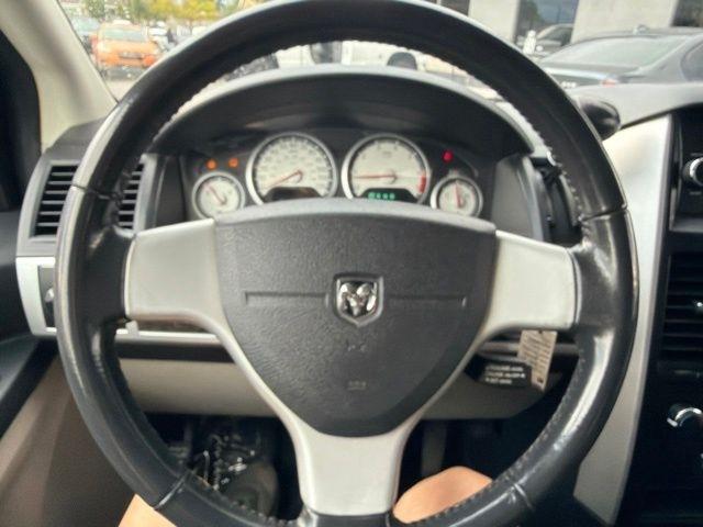 Dodge Grand Caravan  2010
